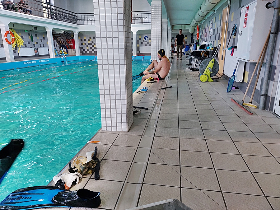 Hokej pod wodą Walenie Siemianowice Śląskie Trening z Aquariusem 4 XI 2023